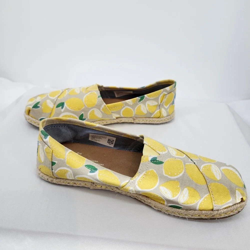 Toms Yellow Lemon AOP Slip On‎ Shoes Espadrille Flats Womens 7.5 Preppy Summer